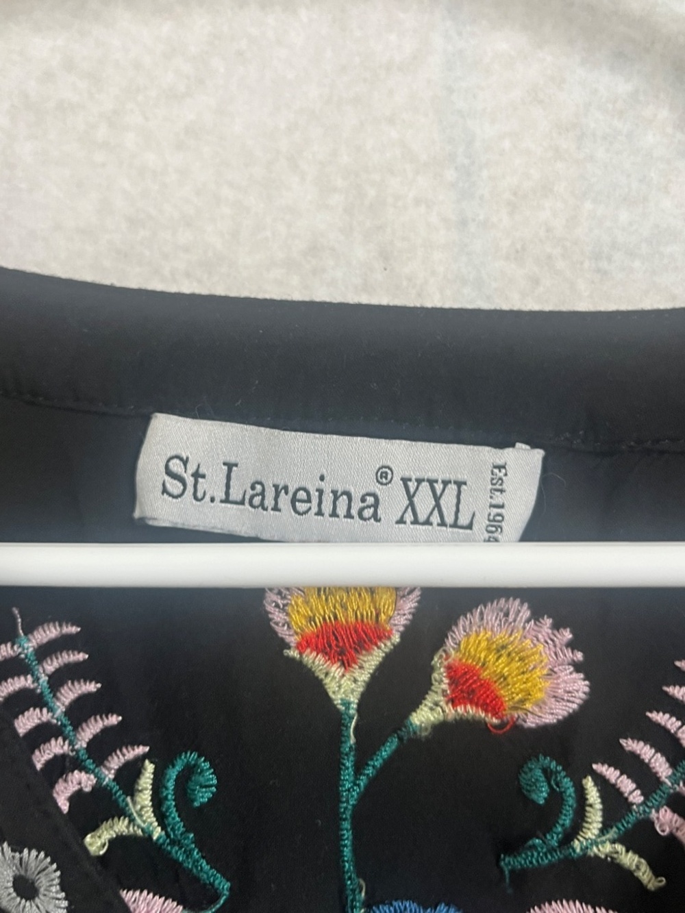 St. Lareina Black Embroidered Floral Boho Blouse Tunic Size XXL - Picture 3 of 7